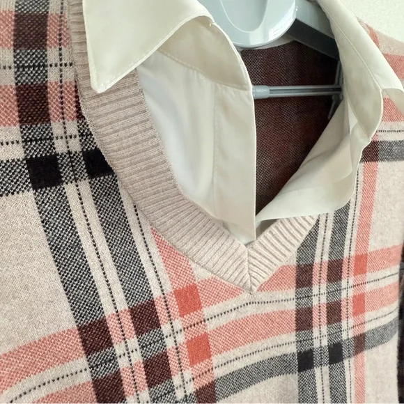 Adrienne Vittadini Plaid Layered Sweater Top - Size M - Picture 2 of 4